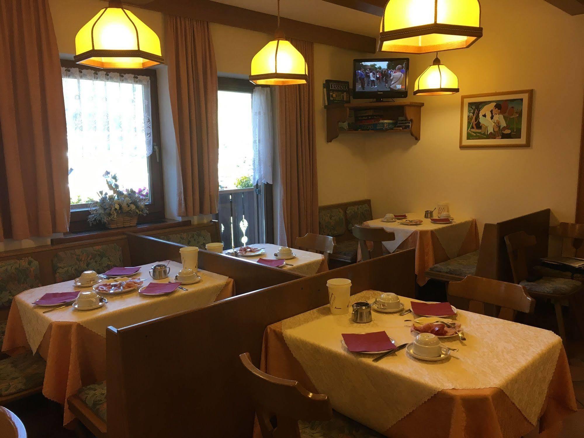 Hotel Garni Astor 2*